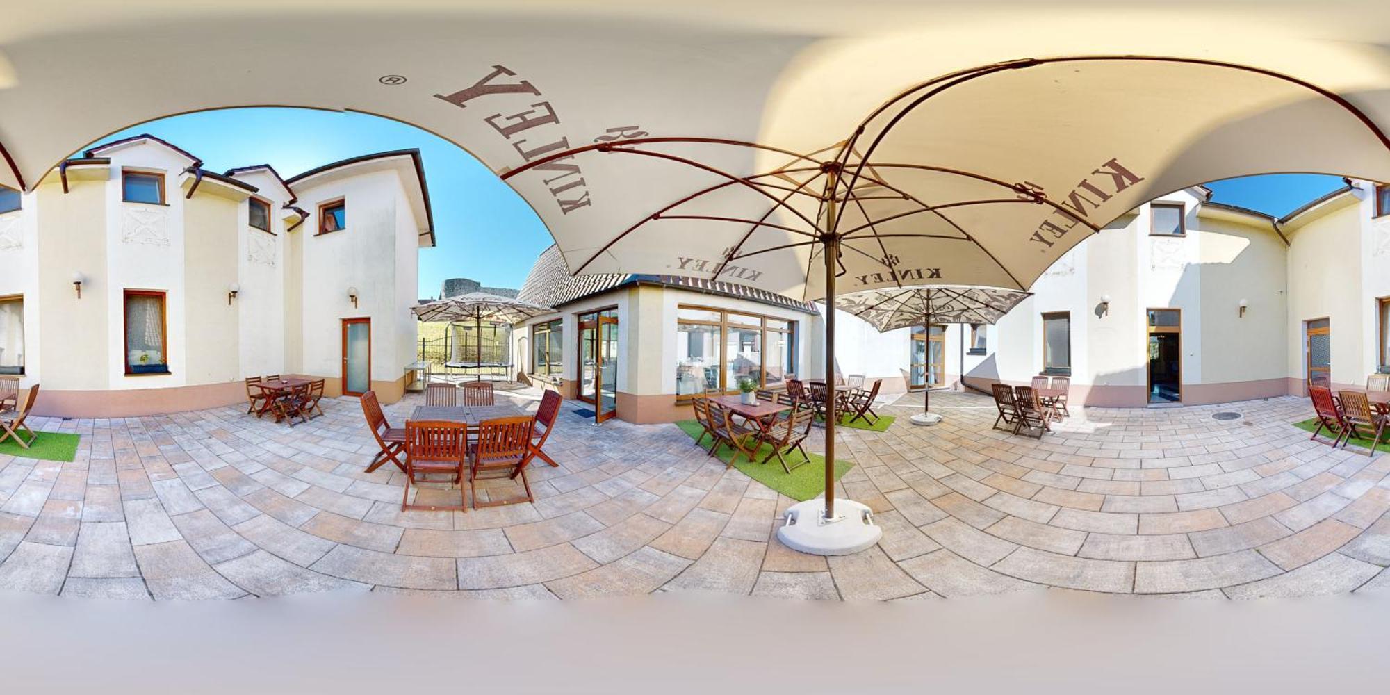 Hotel Hradna Brana Pressburg Exterior foto
